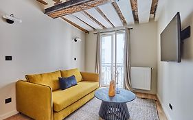 Residence Center Of Paris By Studio Prestige